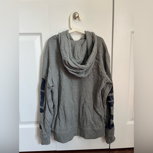 Brand: FILA, Colour: Grey, red, blue, Size: Women’s XS, Style: hooded sweater - Picture 4 of 4